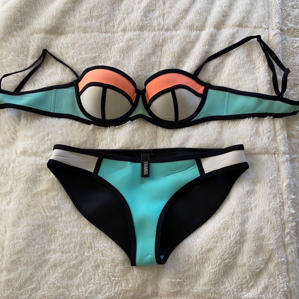 Neon Triangl Bikini Set